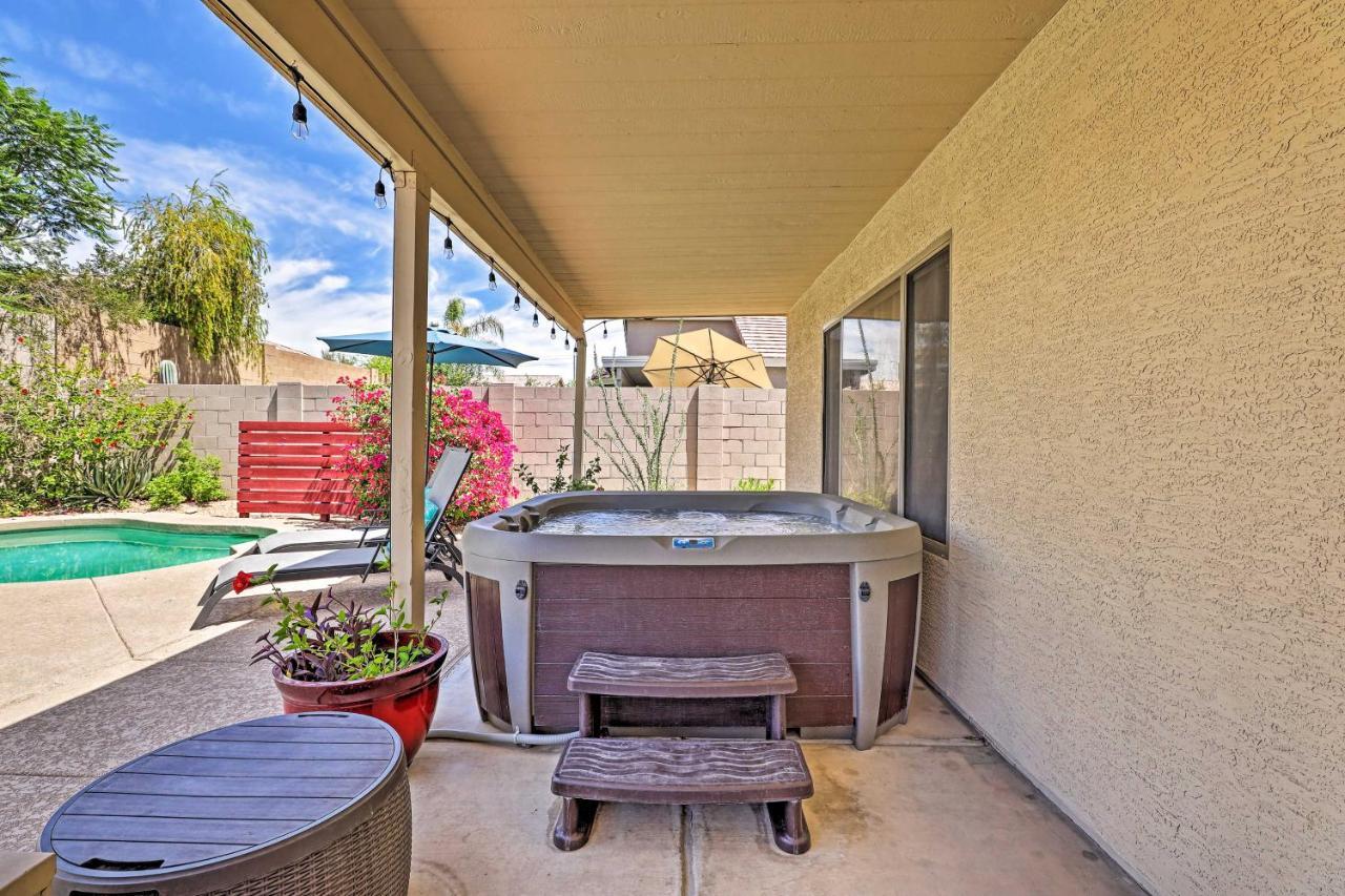 Holiday home Spacious Phoenix-area Escape With Pool And Hot Tub Avondale