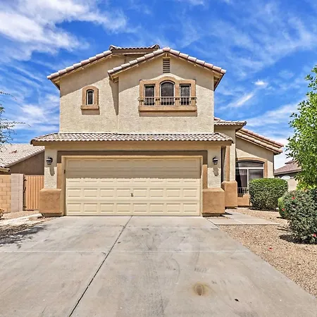 Spacious Phoenix-Area Escape With Pool And Hot Tub Avondale Exterior foto