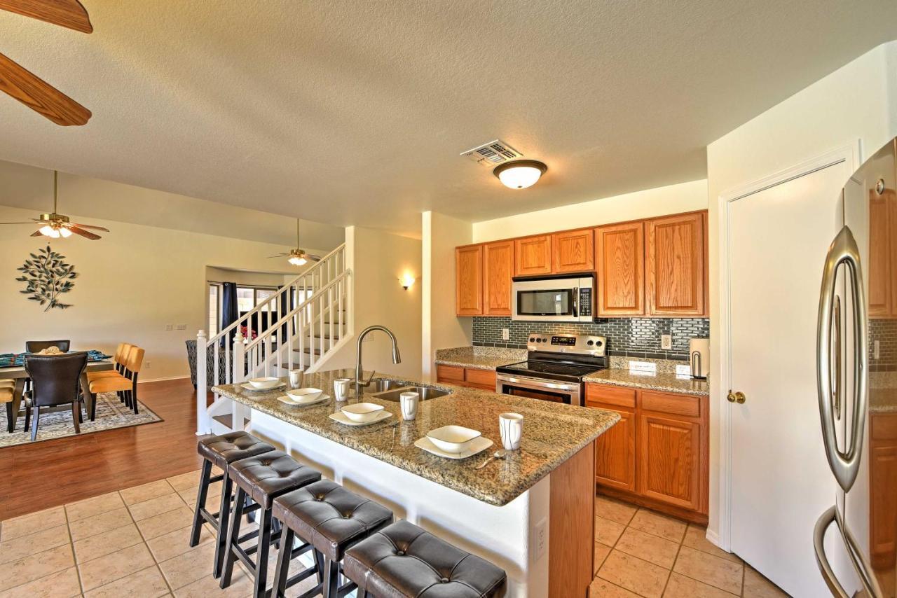 Spacious Phoenix-area Escape With Pool And Hot Tub Сasa de vacaciones